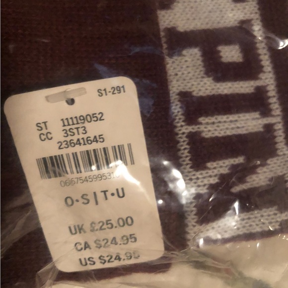 PINK Victoria's Secret Maroon and White Beanie - Picture 3 of 3